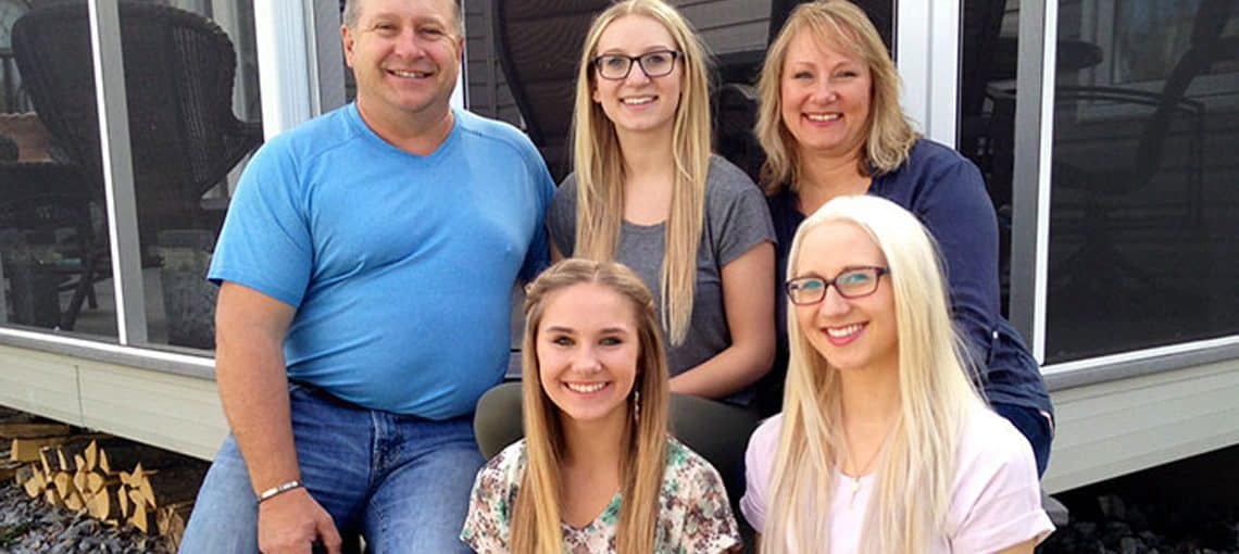 Corporate Giving: Stawnichy's Serves up Food for Thought 3 Leap corpgiving story01